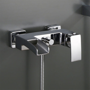 Wall Mounted Brass Bath & Shower Faucet for Bathtub in Square Shape